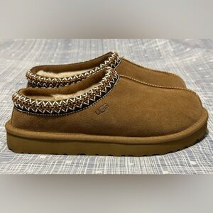 Ugg Tasman Slippers Chestnut Size 8 Like New!